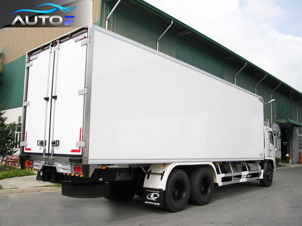 Xe tải Hino FL8JW7A (15 tấn – thùng 9.4m) thùng bảo ôn
